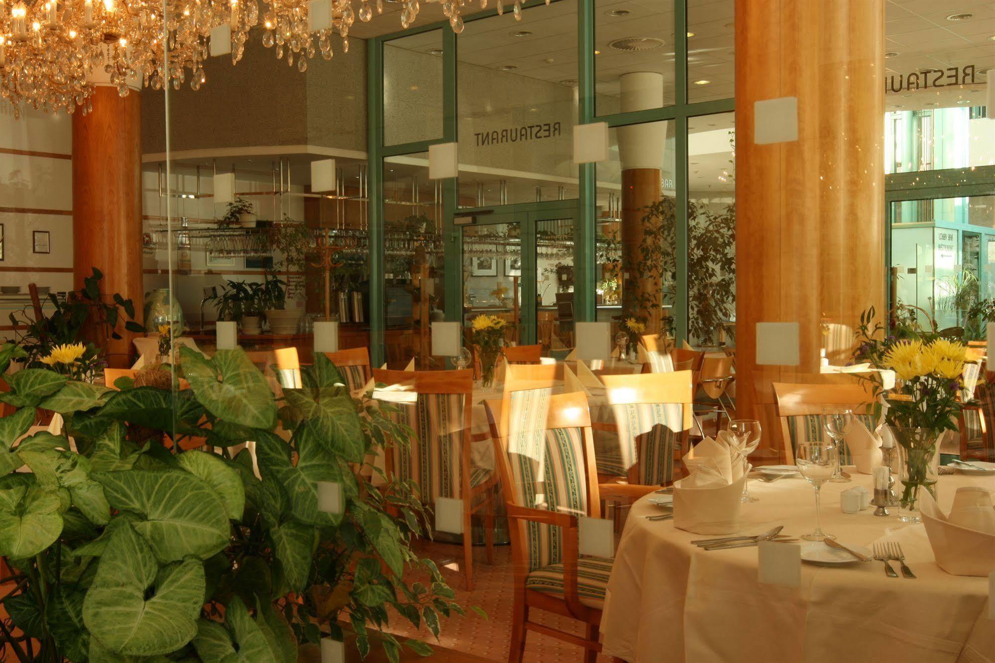 Orea Spa Hotel Cristal Mariánské Lázně Kültér fotó