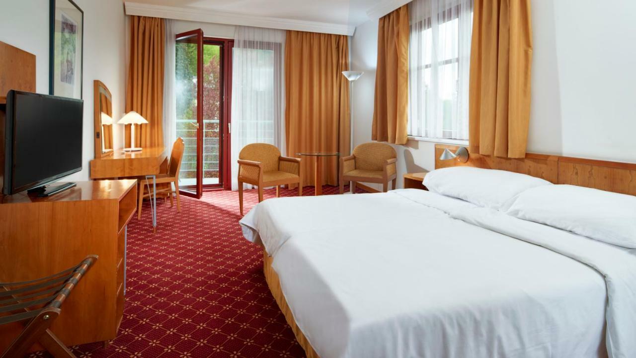 Orea Spa Hotel Cristal Mariánské Lázně Kültér fotó